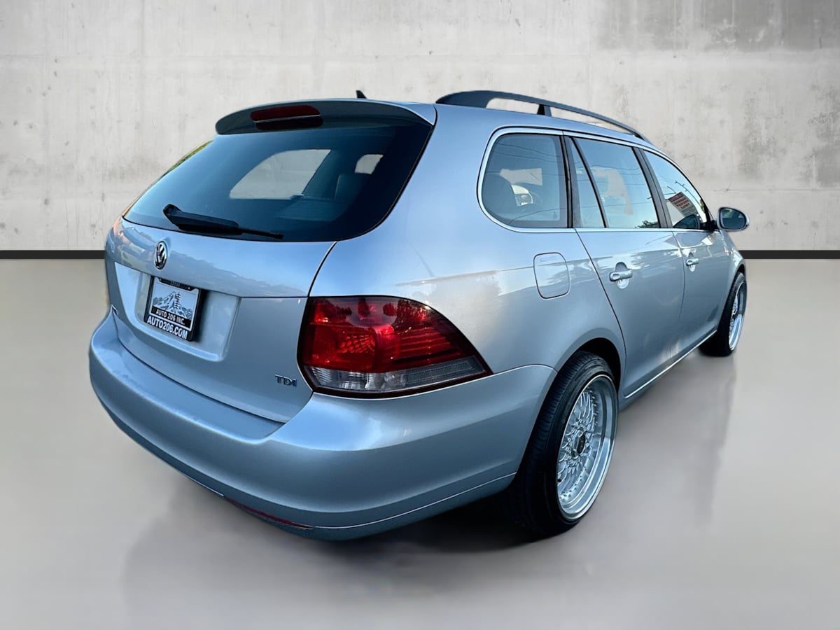 2014 Volkswagen Jetta SportWagen TDI photo 7