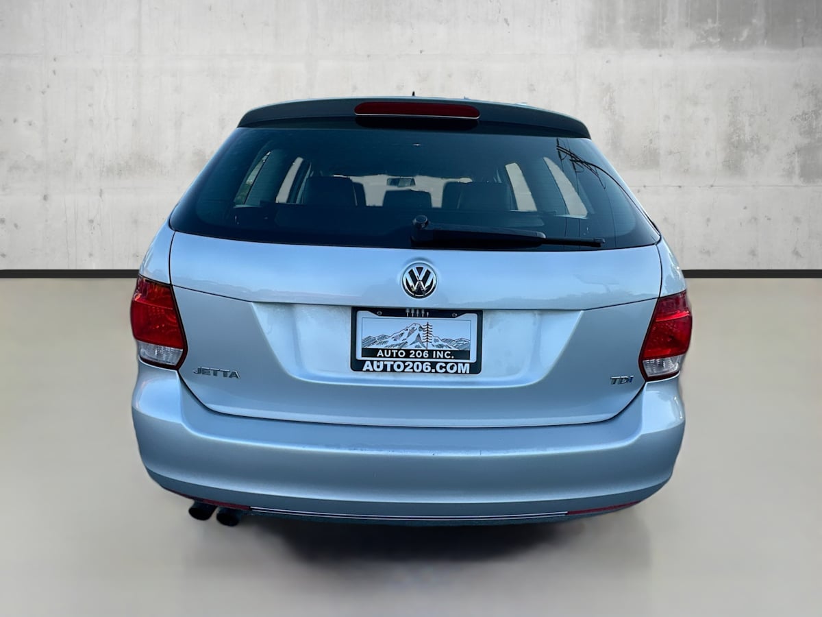 2014 Volkswagen Jetta SportWagen TDI photo 6