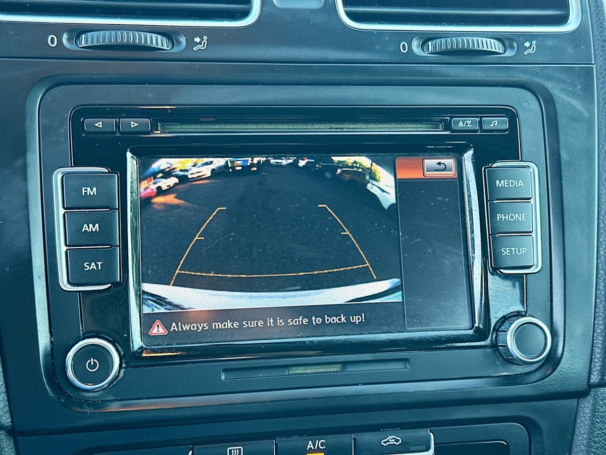 2014 Volkswagen Jetta SportWagen TDI photo 13