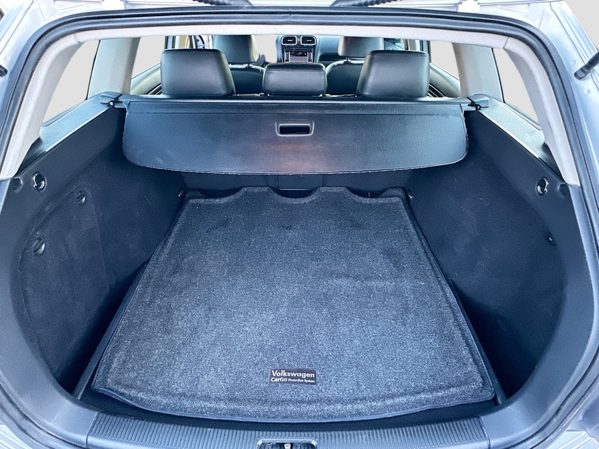 2014 Volkswagen Jetta SportWagen TDI photo 22