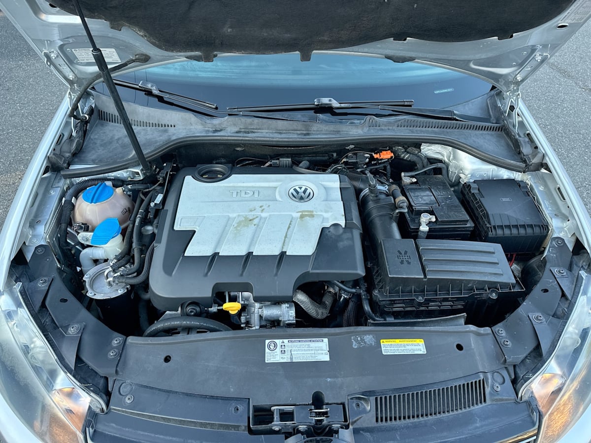 2014 Volkswagen Jetta SportWagen TDI photo 26