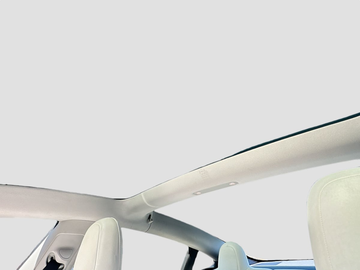 2020 Tesla Model 3 Standard Range Plus photo 18
