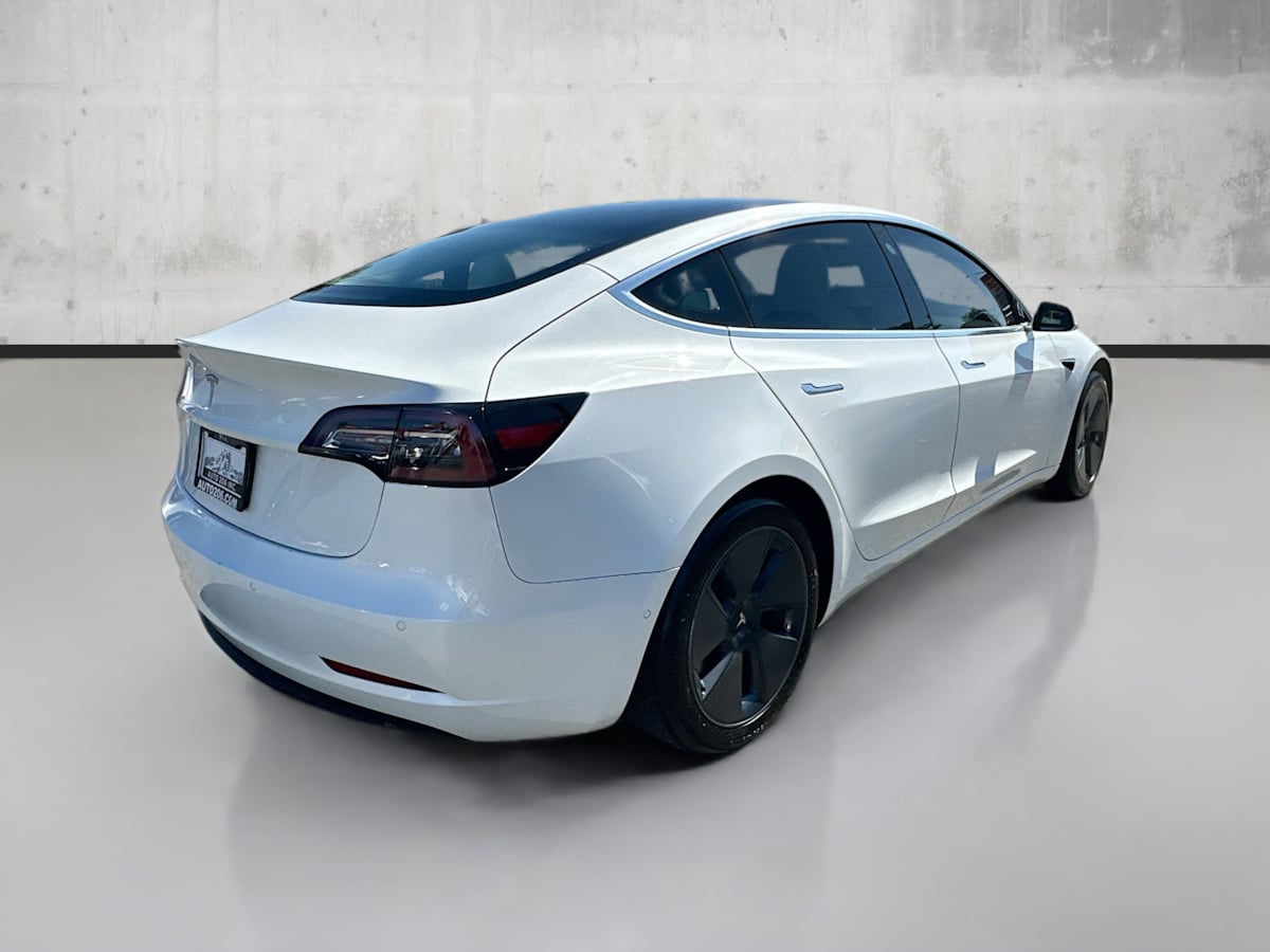 2020 Tesla Model 3 Standard Range Plus photo 7