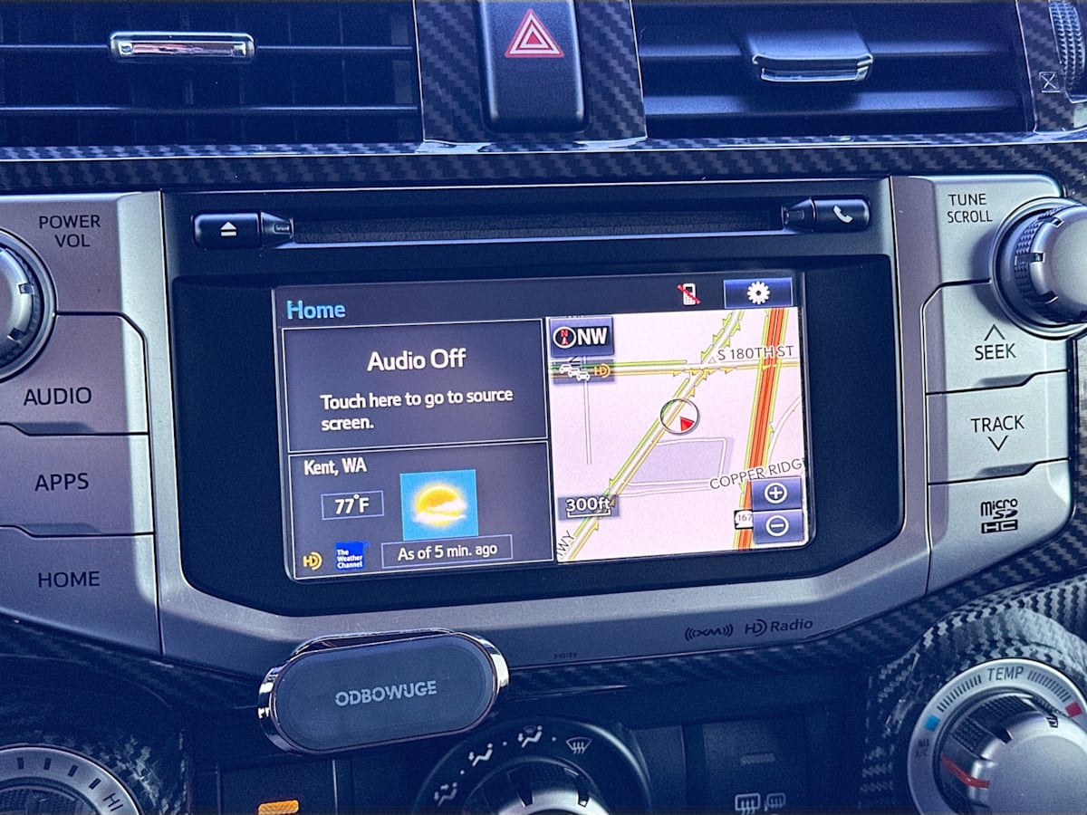 2016 Toyota 4Runner SR5 photo 15