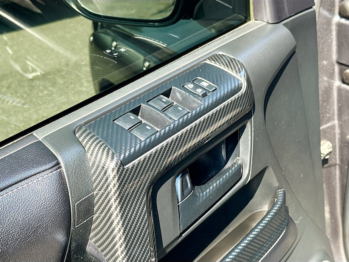 2016 Toyota 4Runner SR5 photo 18