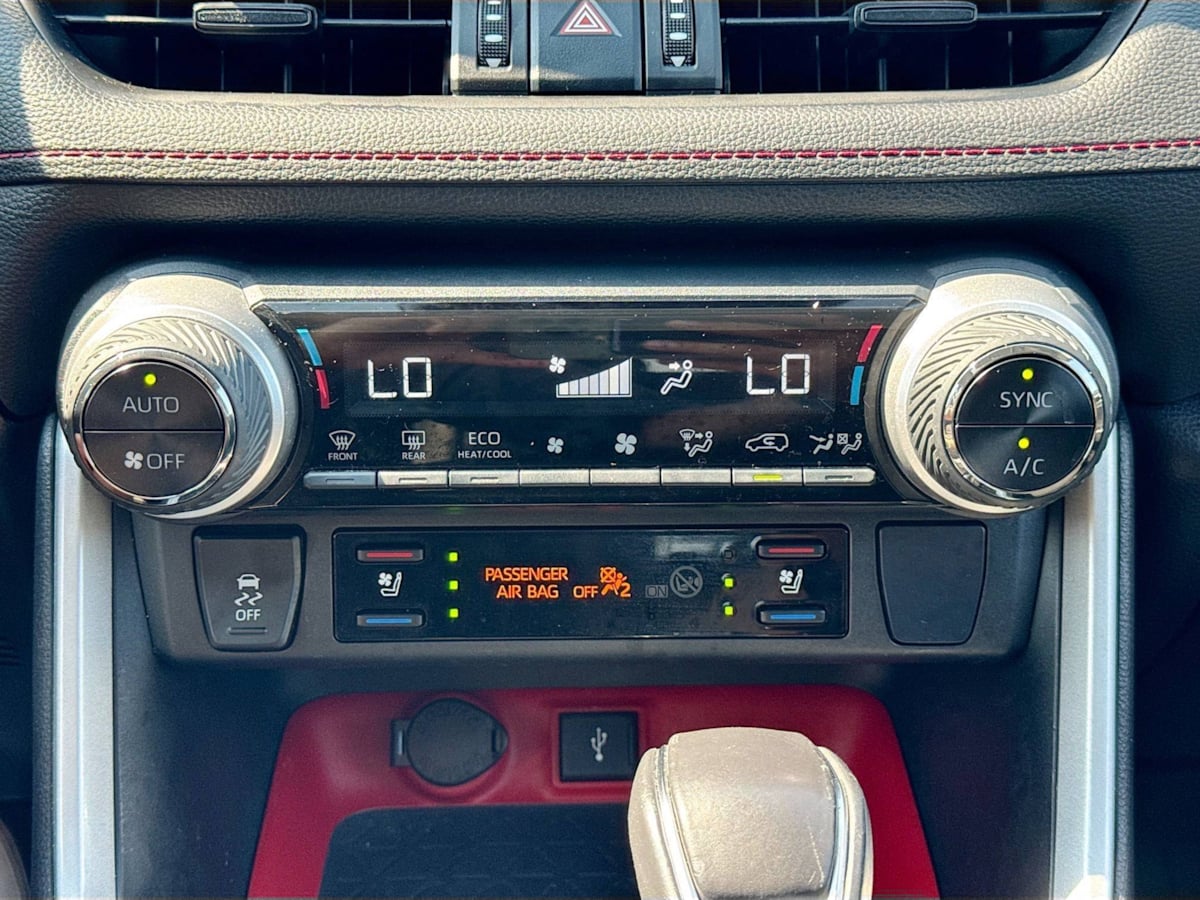 2022 Toyota RAV4 TRD photo 16
