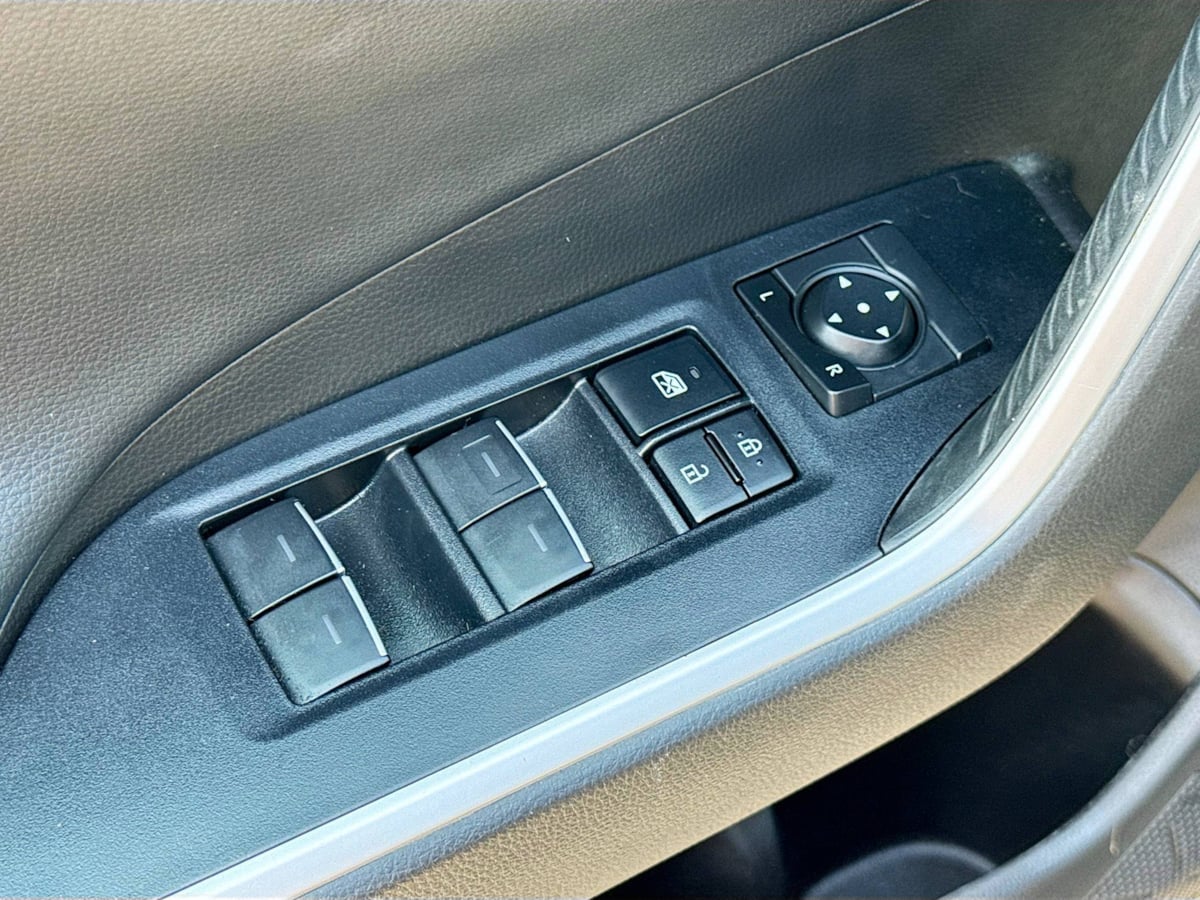2022 Toyota RAV4 TRD photo 18