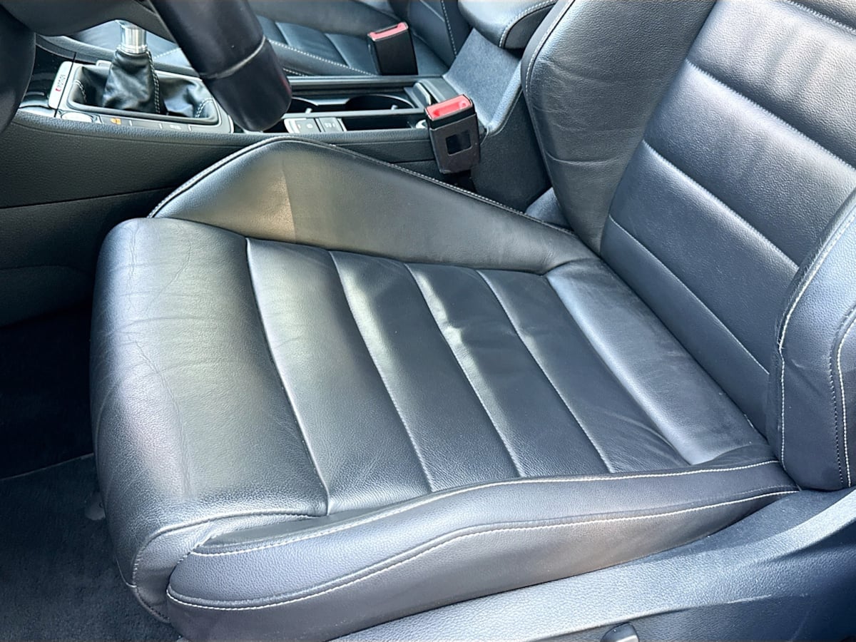 2016 Volkswagen Golf R Base photo 19