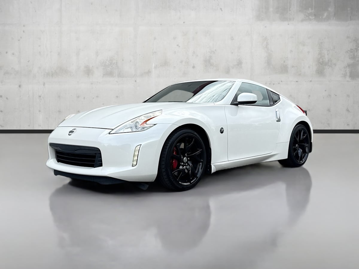 2014 Nissan 370Z Sport photo 3