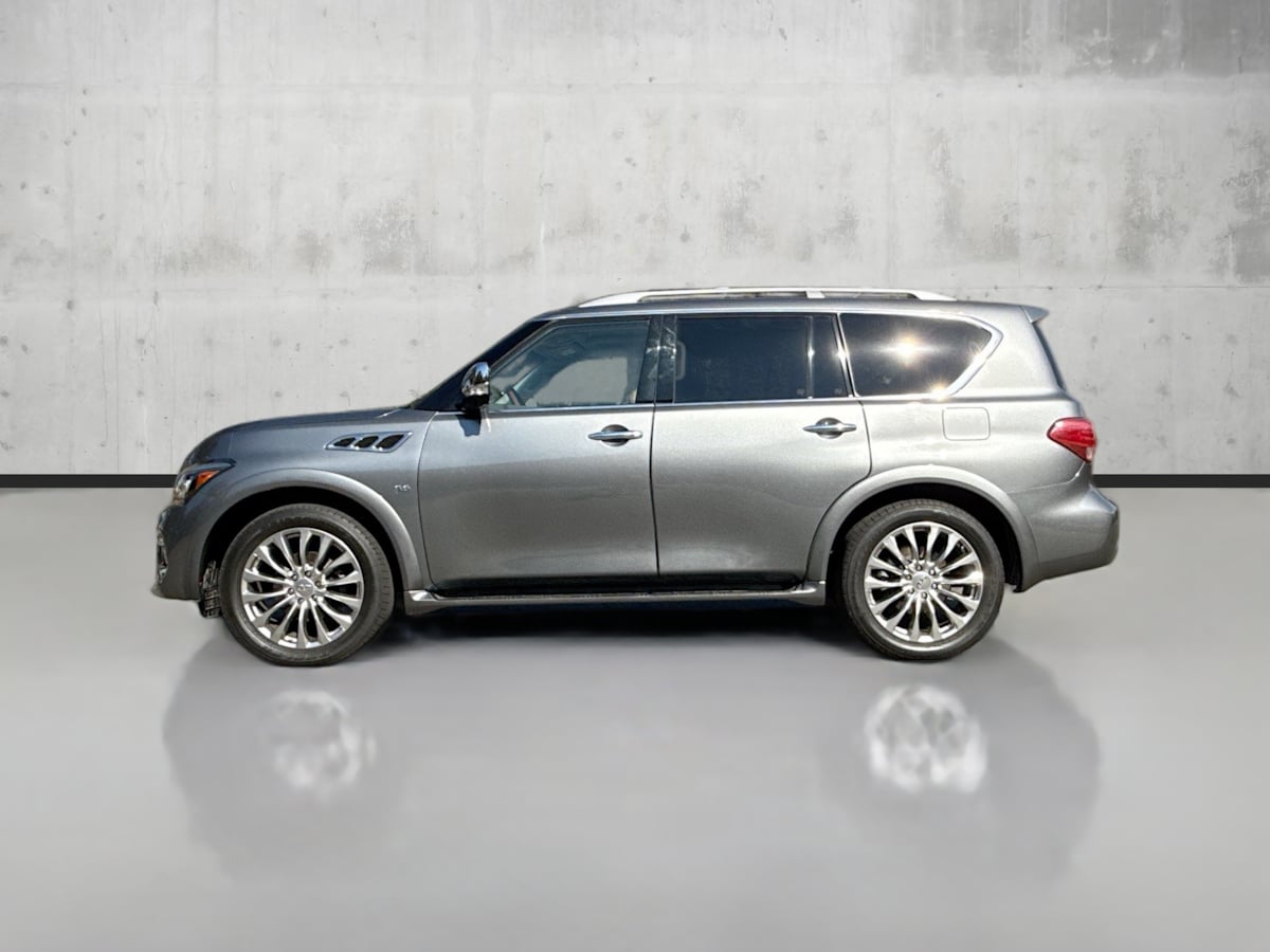 2017 Infiniti QX80 photo 4