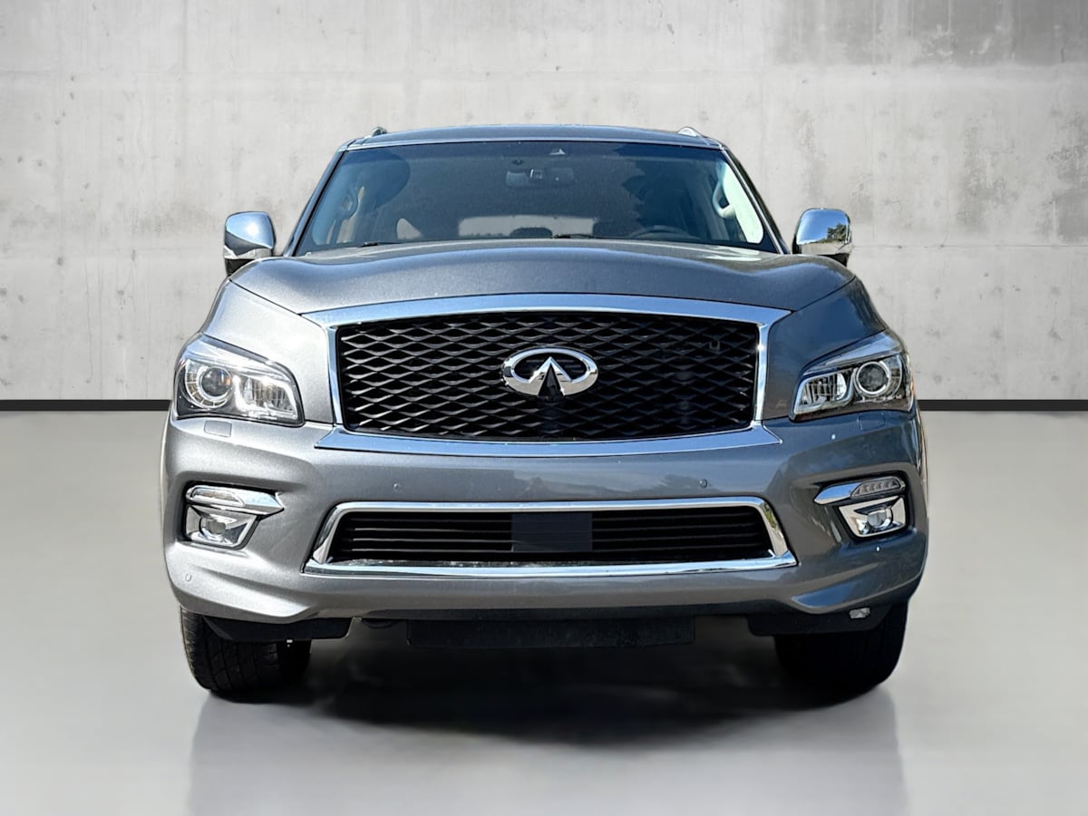 2017 Infiniti QX80 photo 2