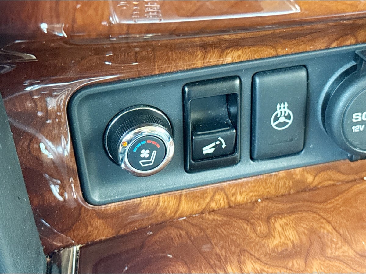 2017 Infiniti QX80 photo 20