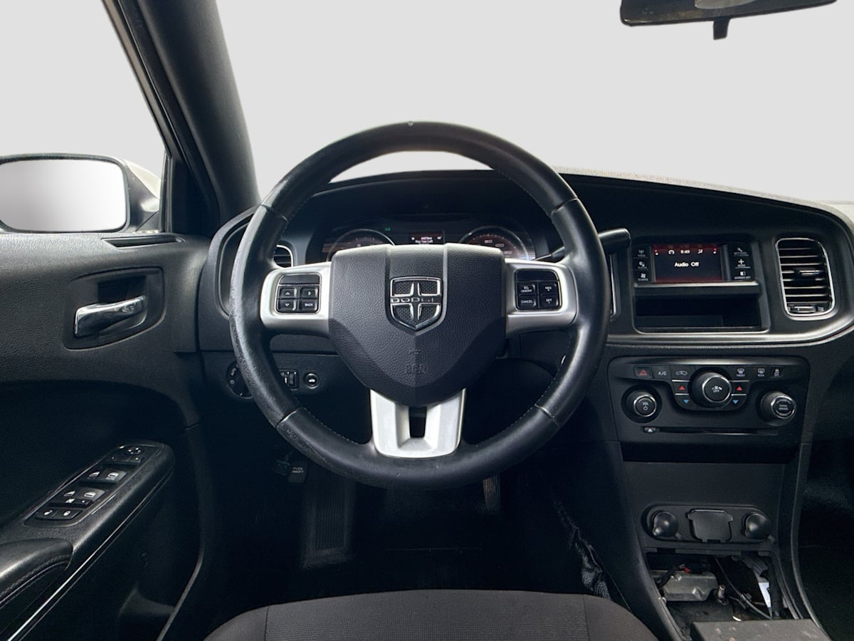 2014 Dodge Charger photo 9