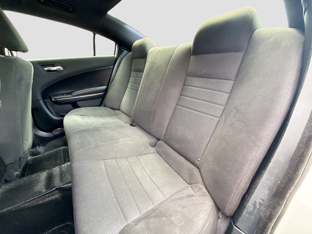2014 Dodge Charger photo 18