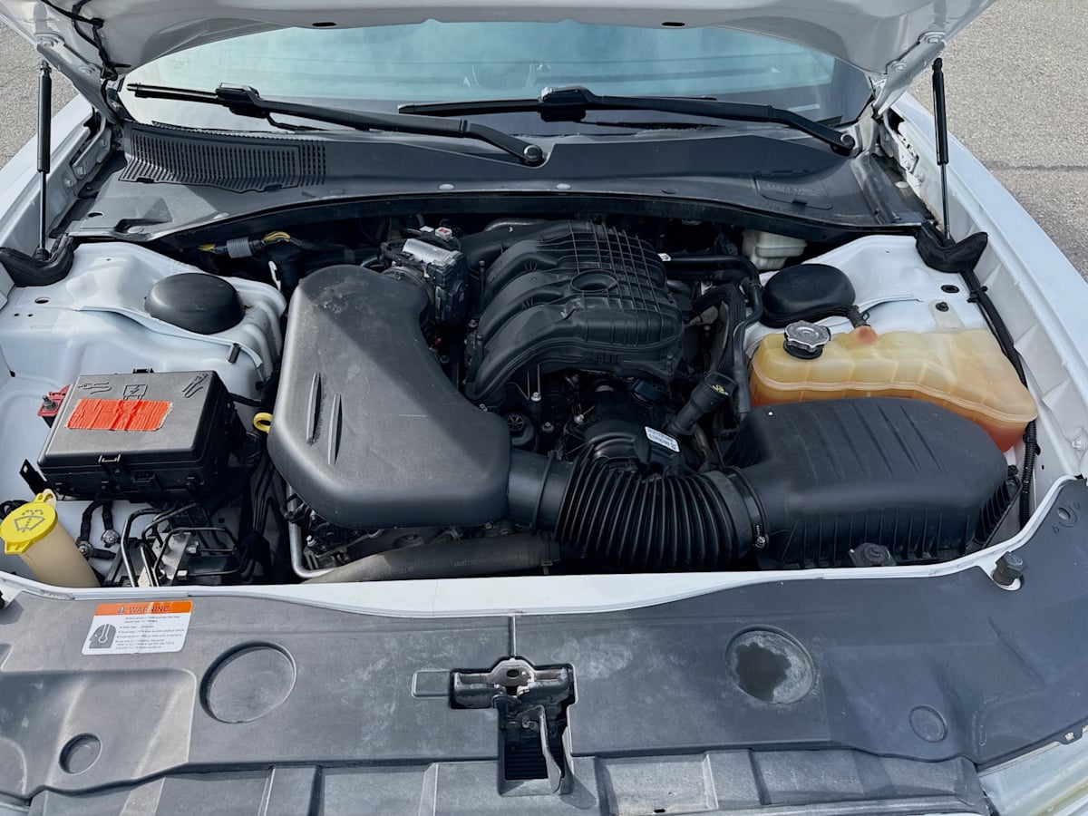 2014 Dodge Charger photo 23
