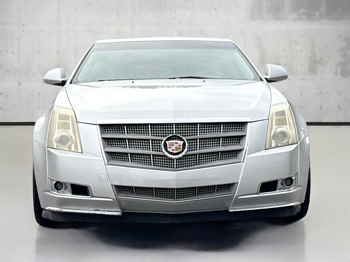 2010 Cadillac CTS Wagon Premium photo 2