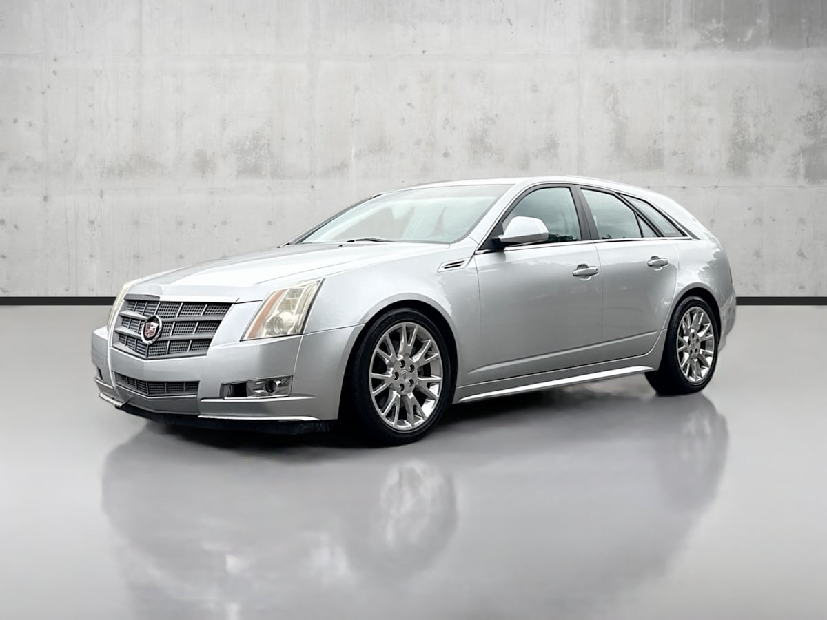 2010 Cadillac CTS Wagon Premium photo 3