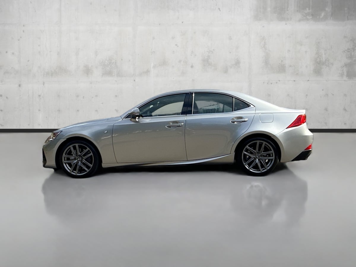 2020 Lexus IS 350 F SPORT AWD photo 4