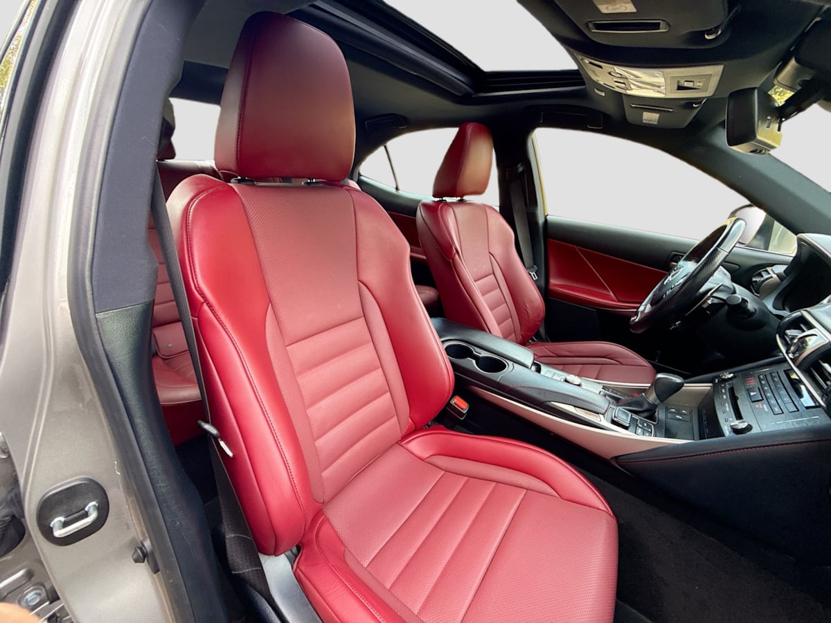 2020 Lexus IS 350 F SPORT AWD photo 29