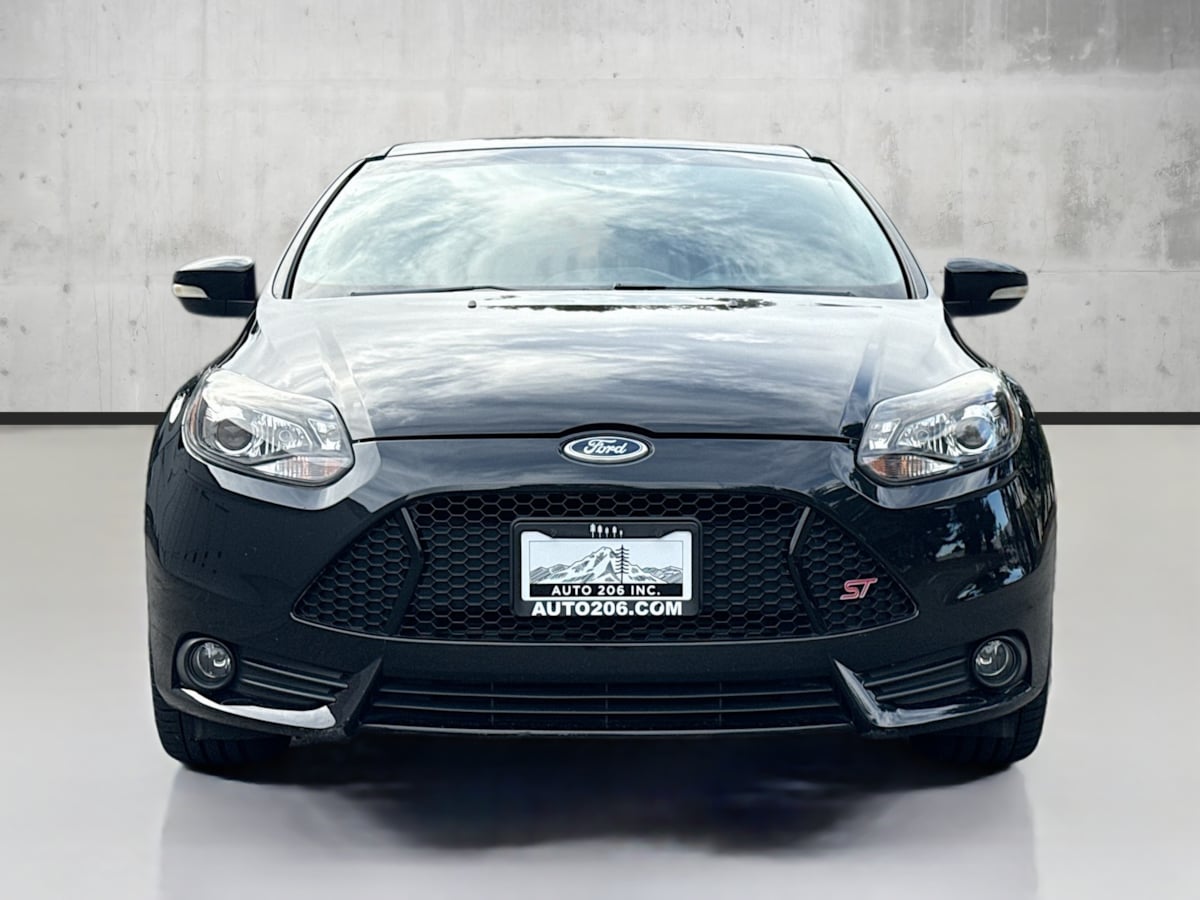 2013 Ford Focus ST photo 2