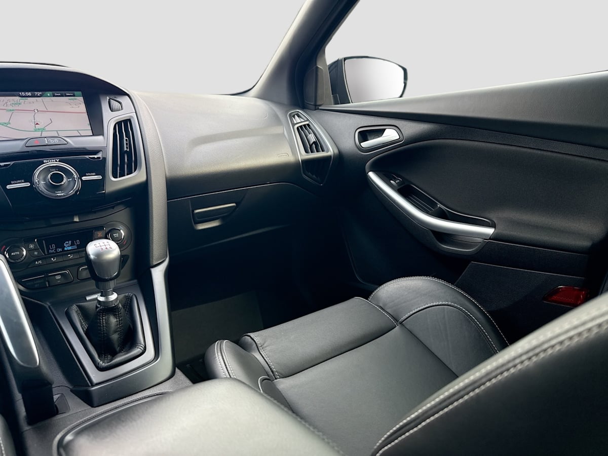2013 Ford Focus ST photo 22