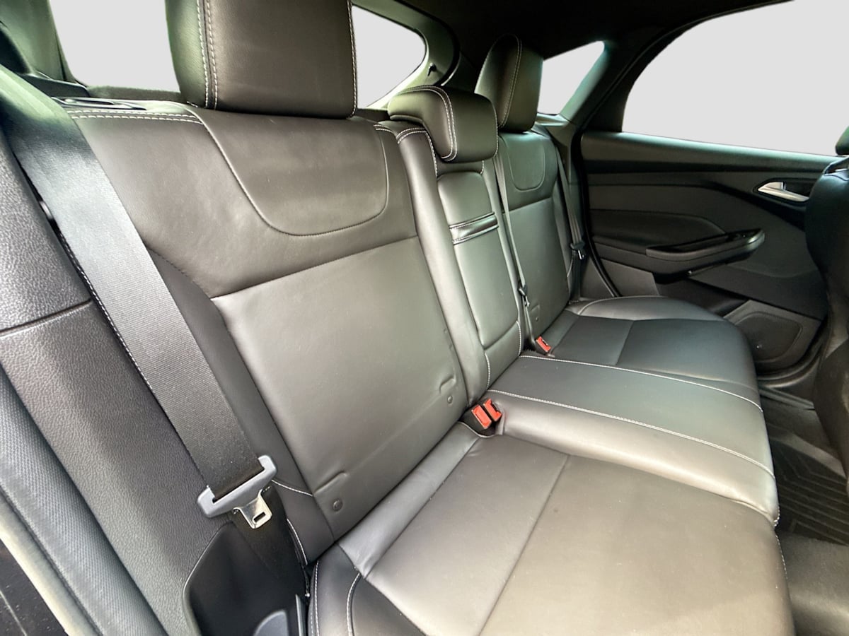 2013 Ford Focus ST photo 25