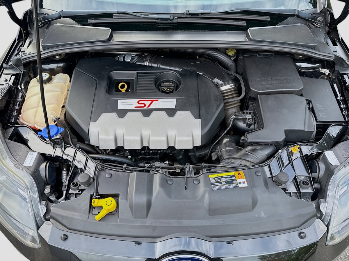 2013 Ford Focus ST photo 28