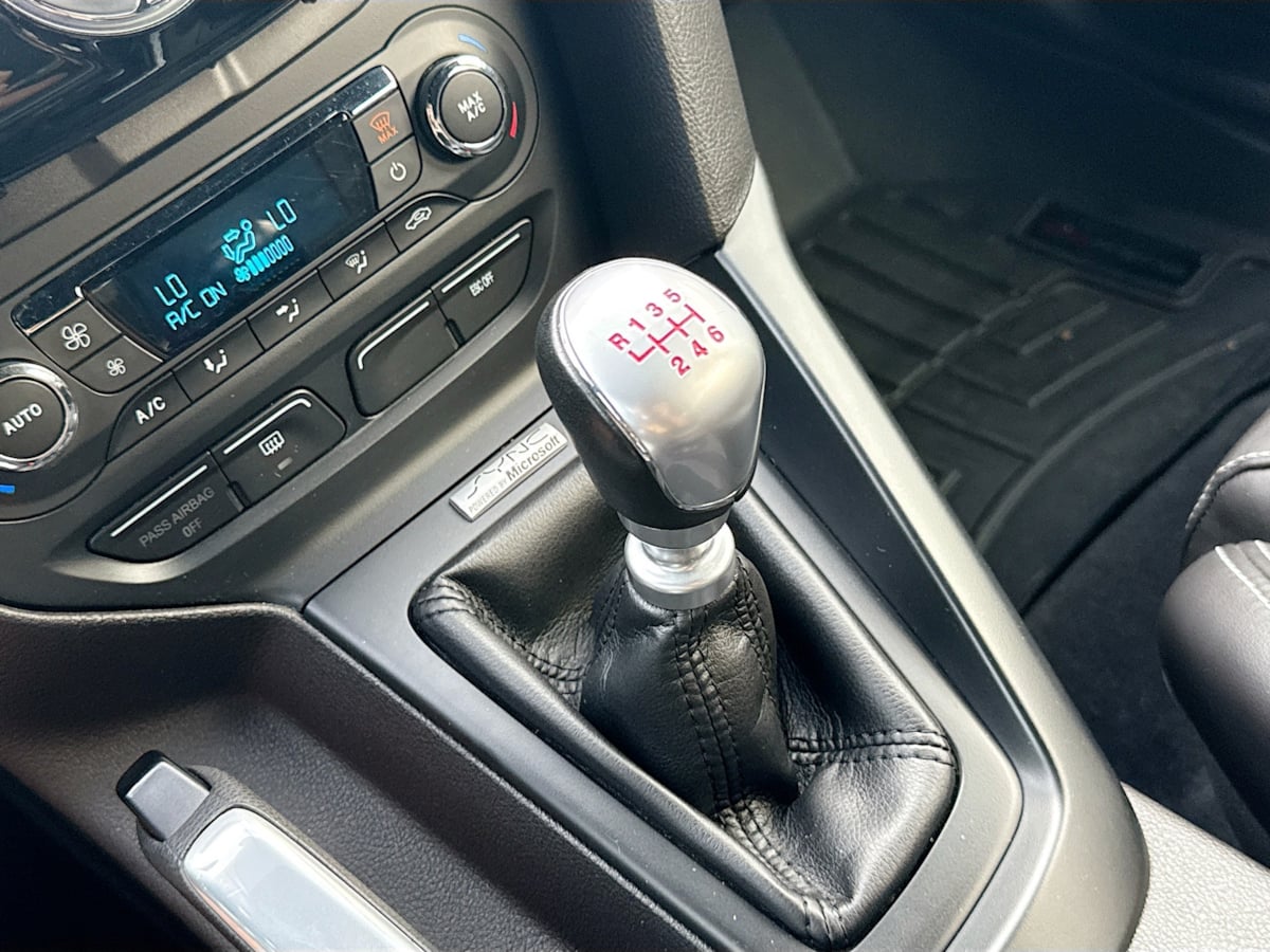 2013 Ford Focus ST photo 16