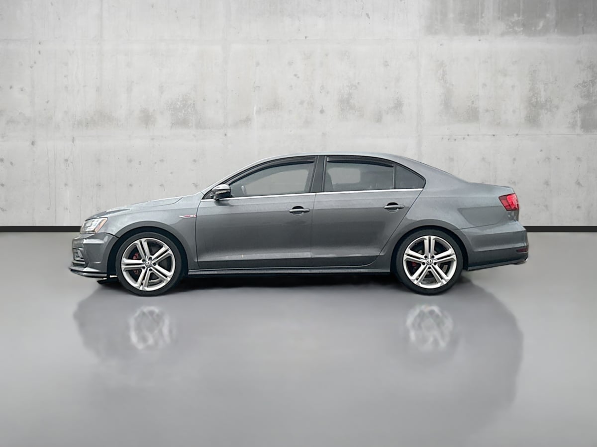 2016 Volkswagen Jetta 2.0T GLI SEL photo 4