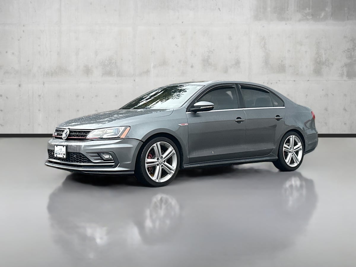2016 Volkswagen Jetta 2.0T GLI SEL photo 3