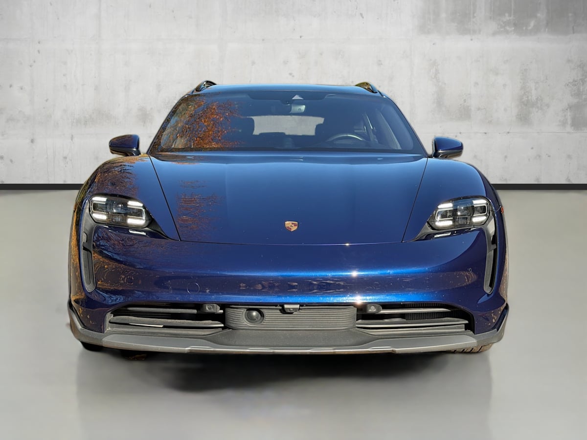 2022 Porsche Taycan Cross Turismo 4 photo 2