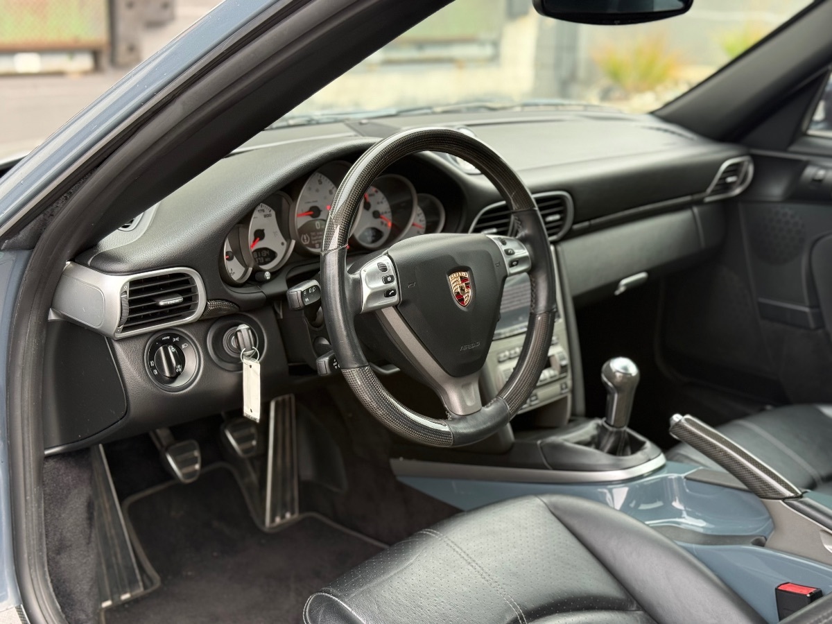 Photo 9 of this Porsche 911