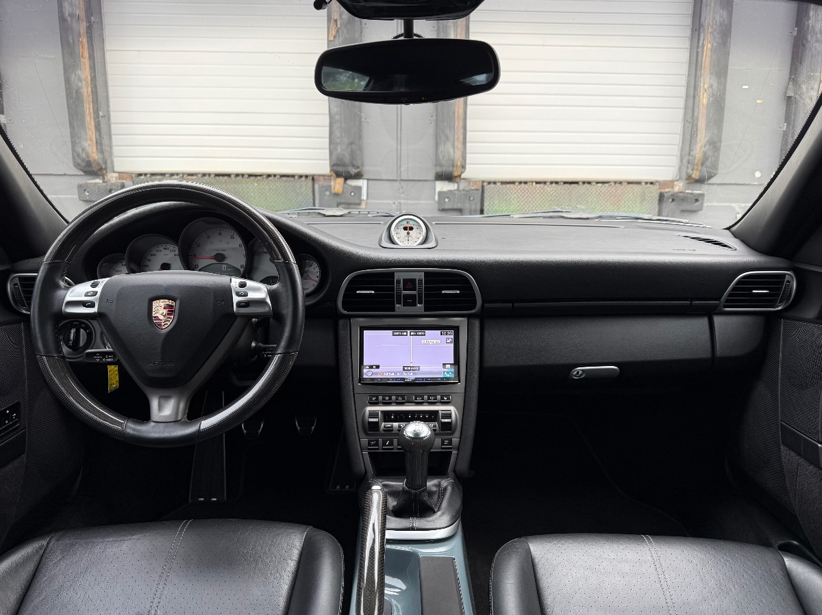 Photo 16 of this Porsche 911