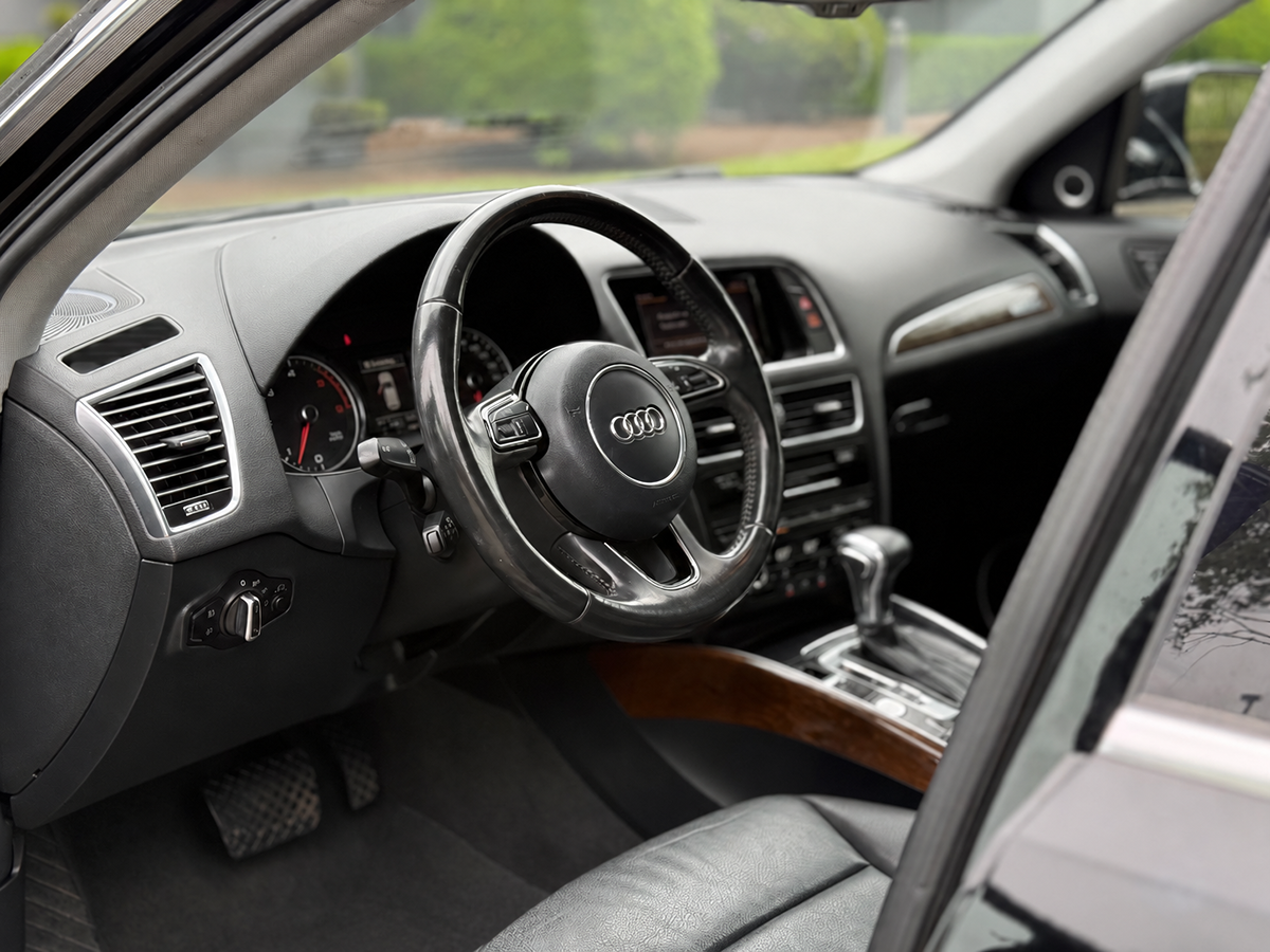 Photo 19 of this Audi Q5