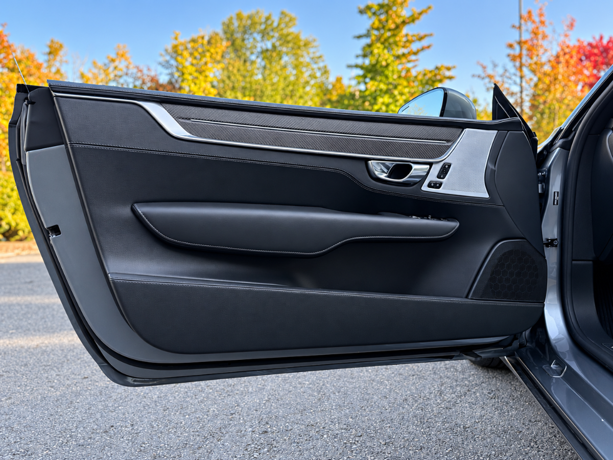 Photo 10 of this Polestar 1