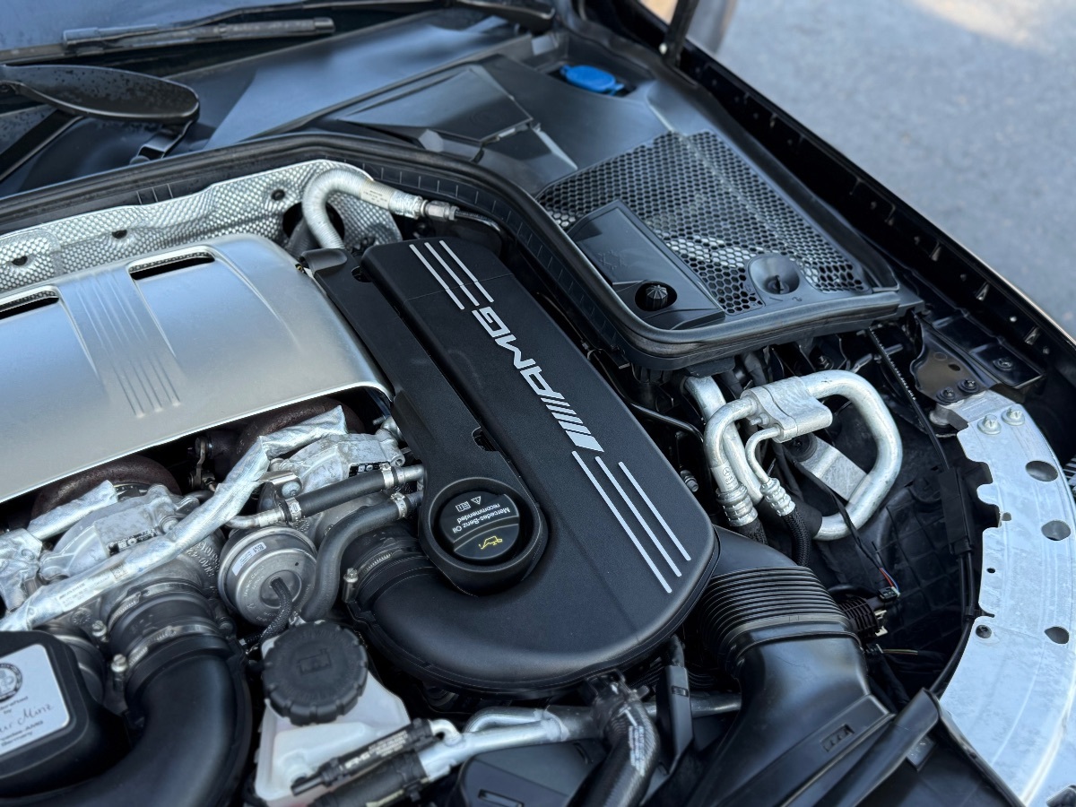 Photo 11 of this Mercedes-Benz AMG C 63