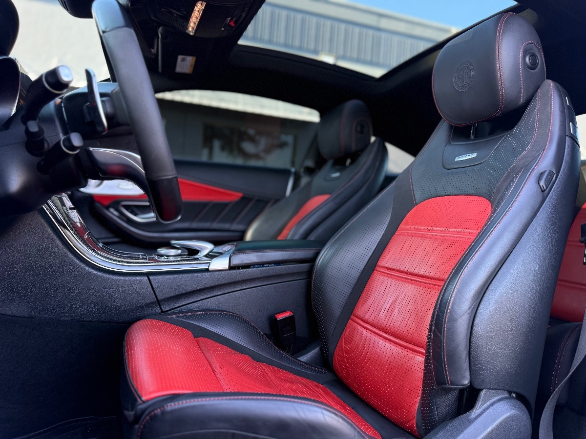 Photo 16 of this Mercedes-Benz AMG C 63