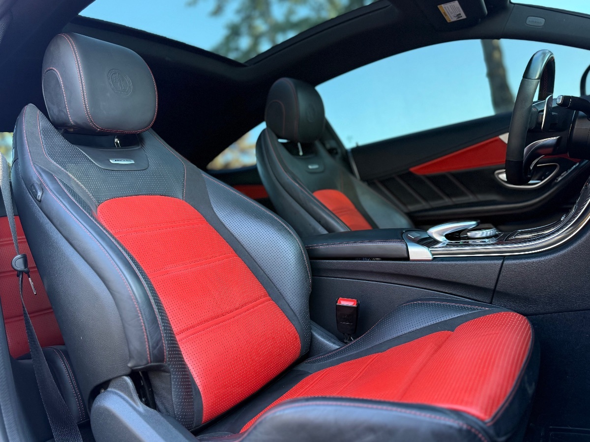 Photo 18 of this Mercedes-Benz AMG C 63