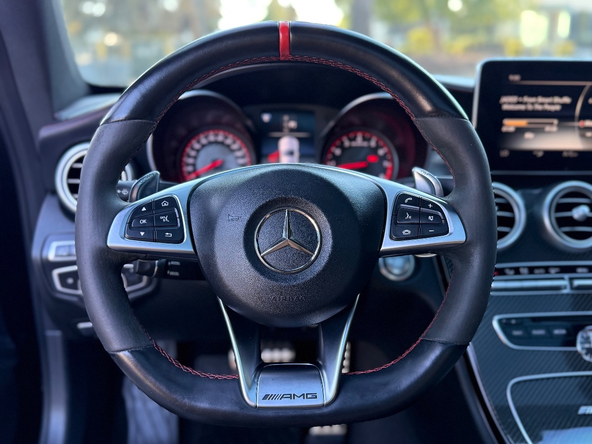 Photo 23 of this Mercedes-Benz AMG C 63