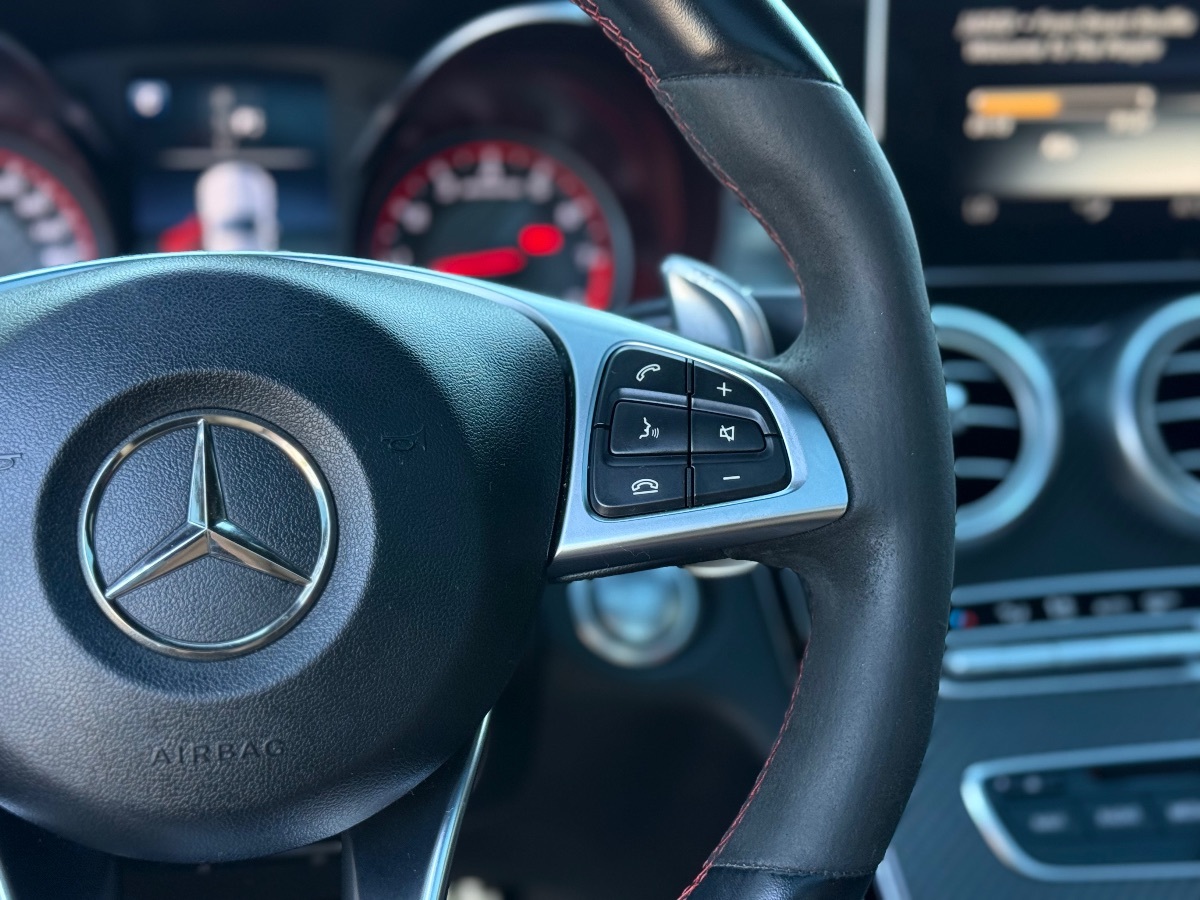 Photo 25 of this Mercedes-Benz AMG C 63