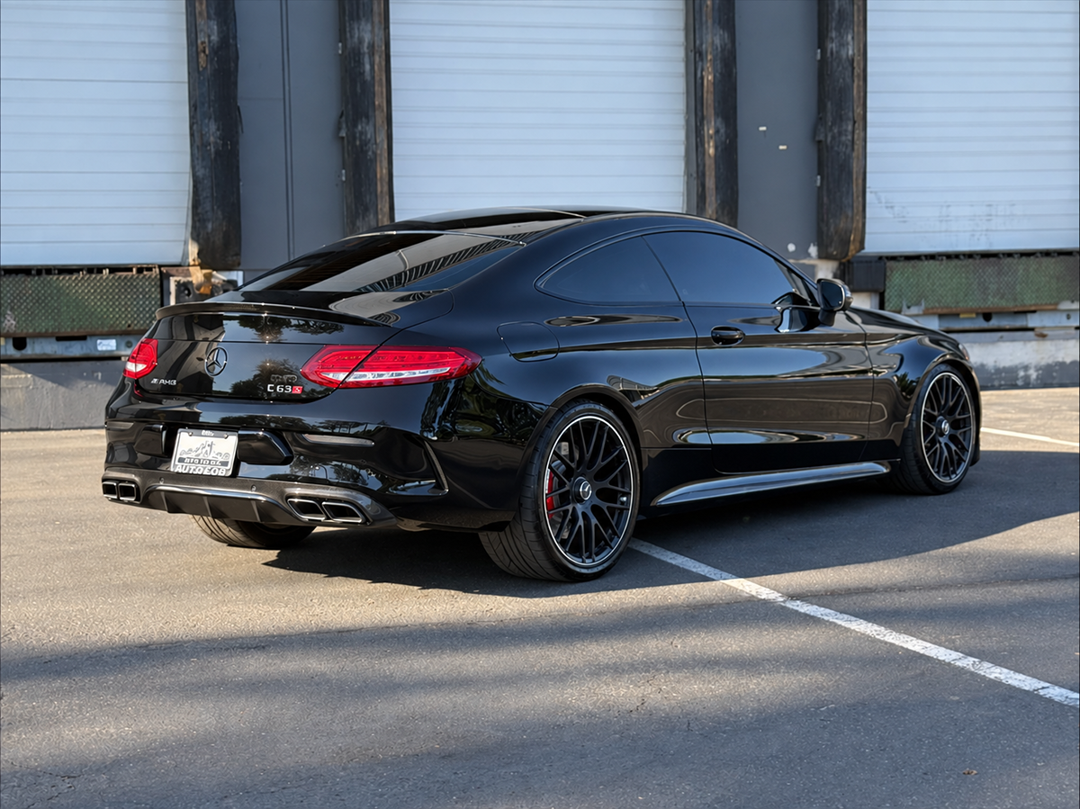Photo 3 of this Mercedes-Benz AMG C 63
