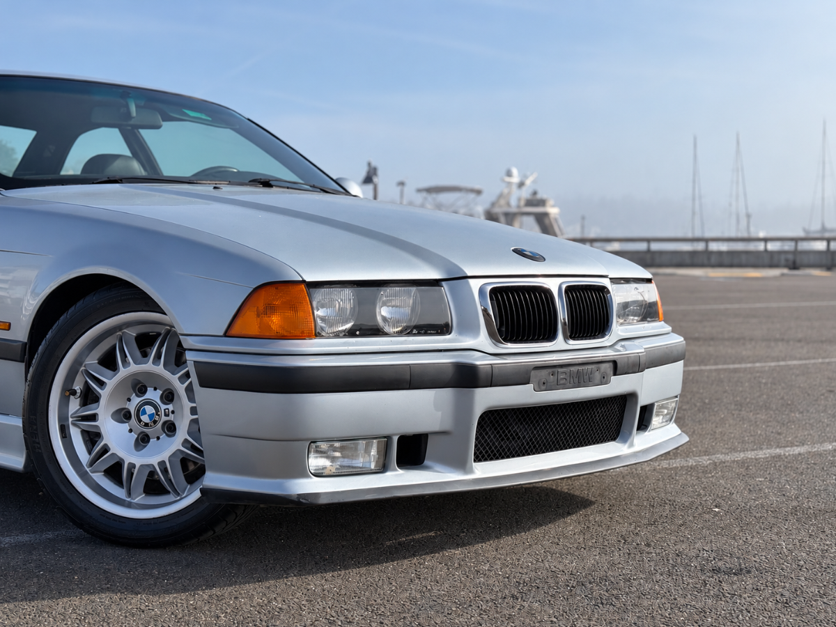 Photo 9 of this BMW 3 Series