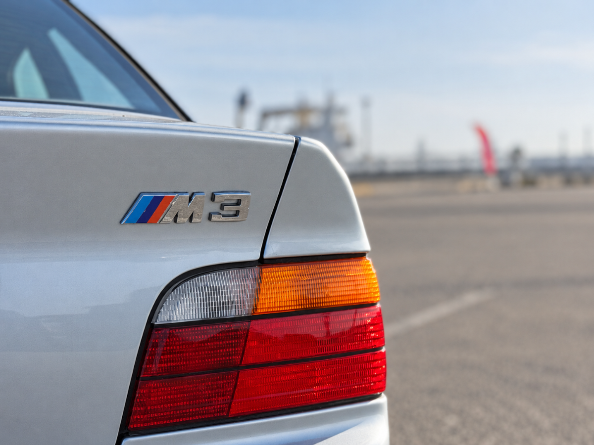 Photo 13 of this BMW 3 Series