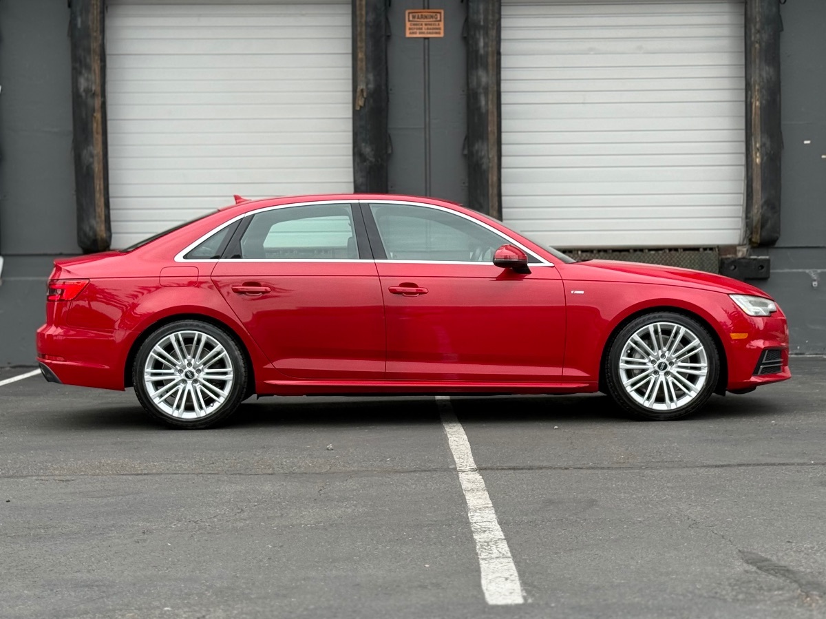 Photo 2 of this Audi A4