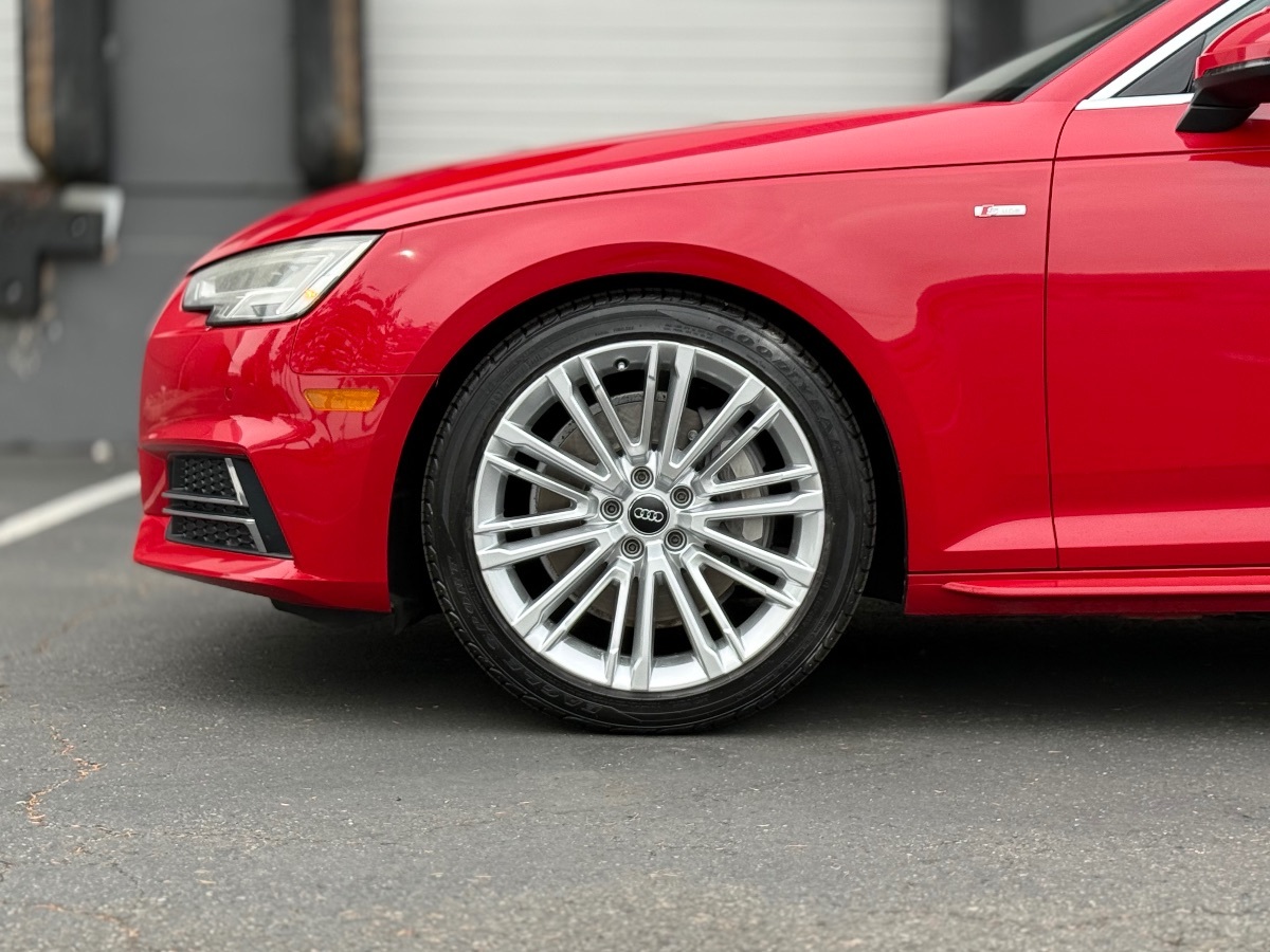 Photo 13 of this Audi A4