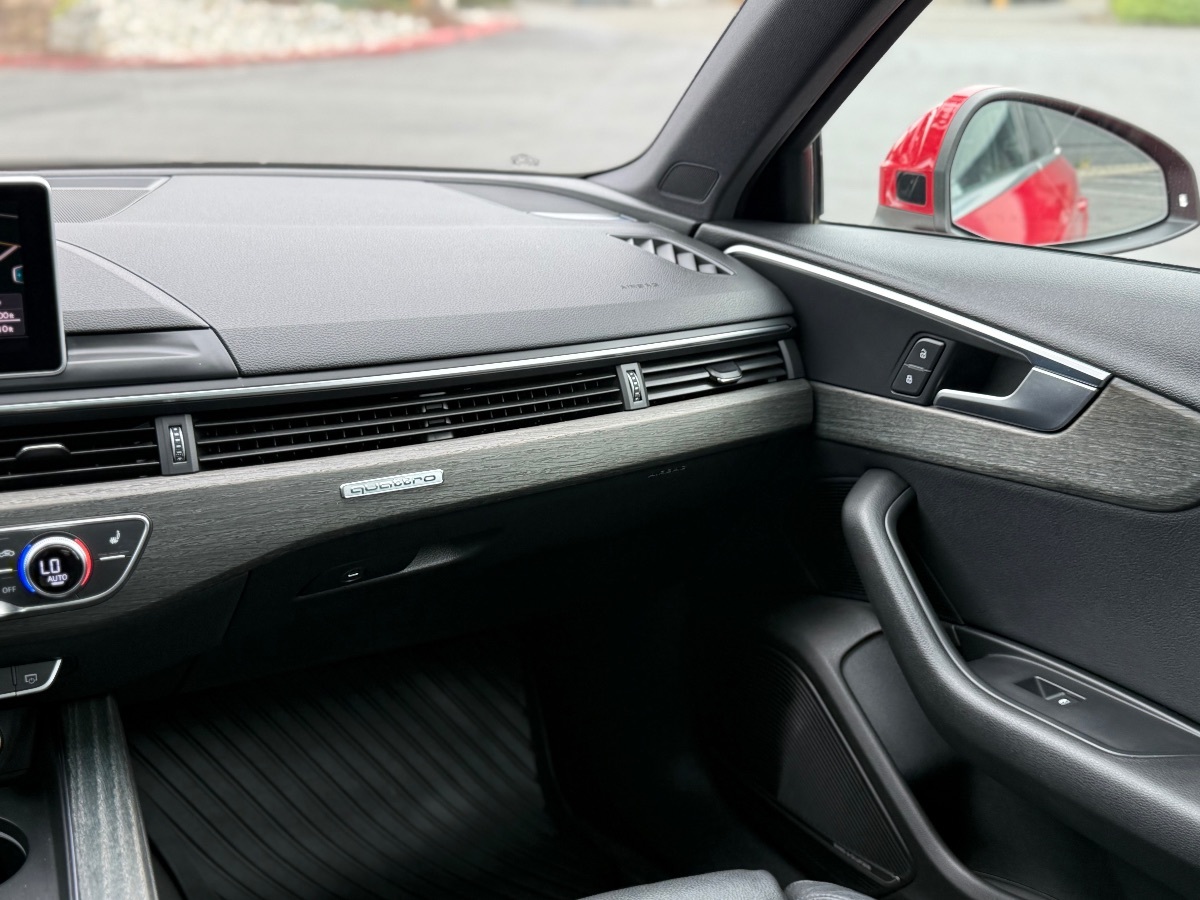 Photo 27 of this Audi A4