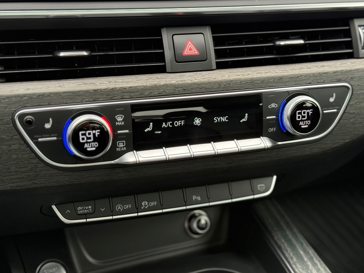 Photo 34 of this Audi A4