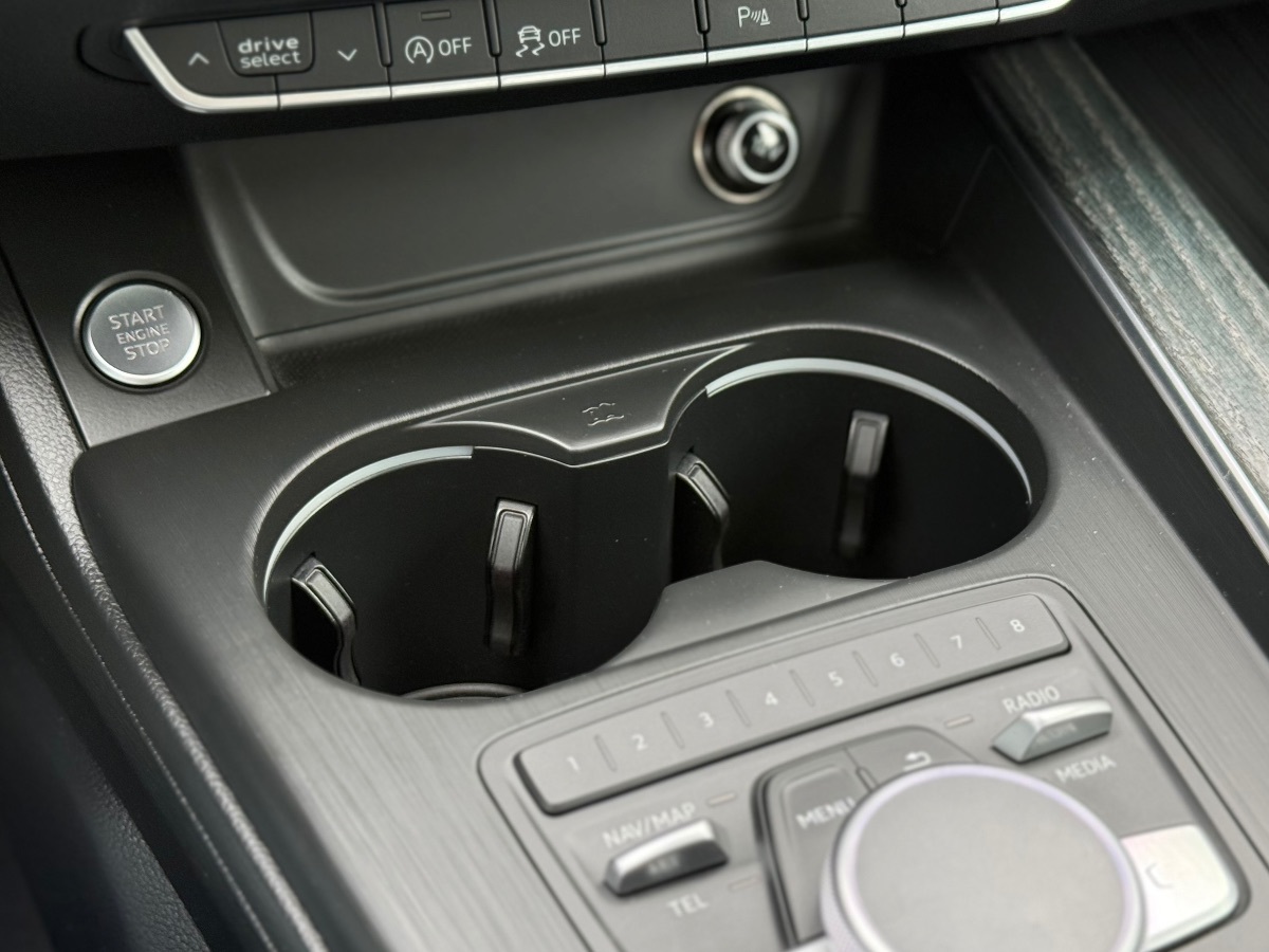 Photo 36 of this Audi A4
