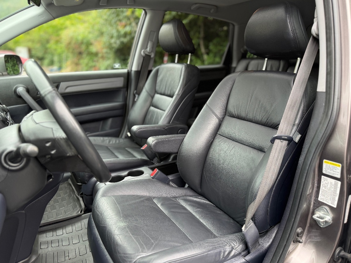 Photo 14 of this Honda CR-V