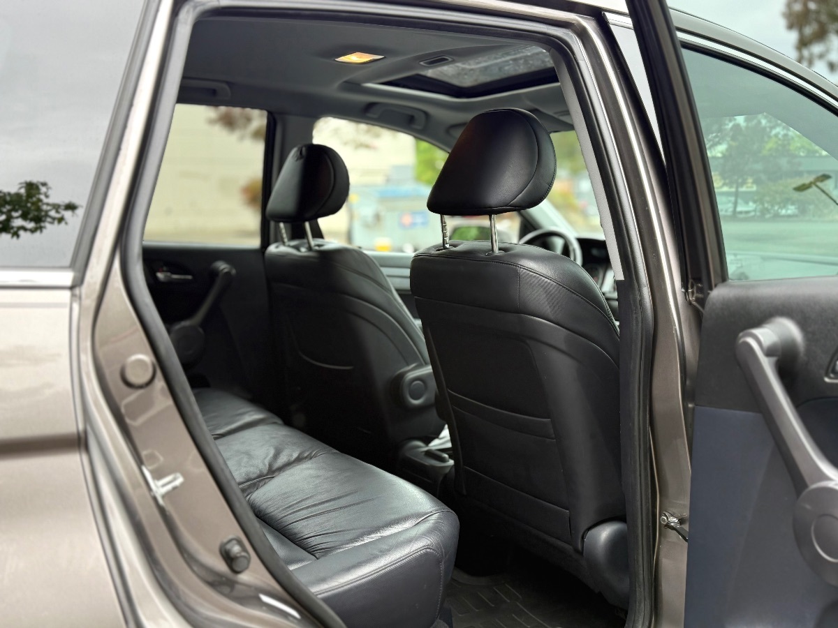 Photo 19 of this Honda CR-V